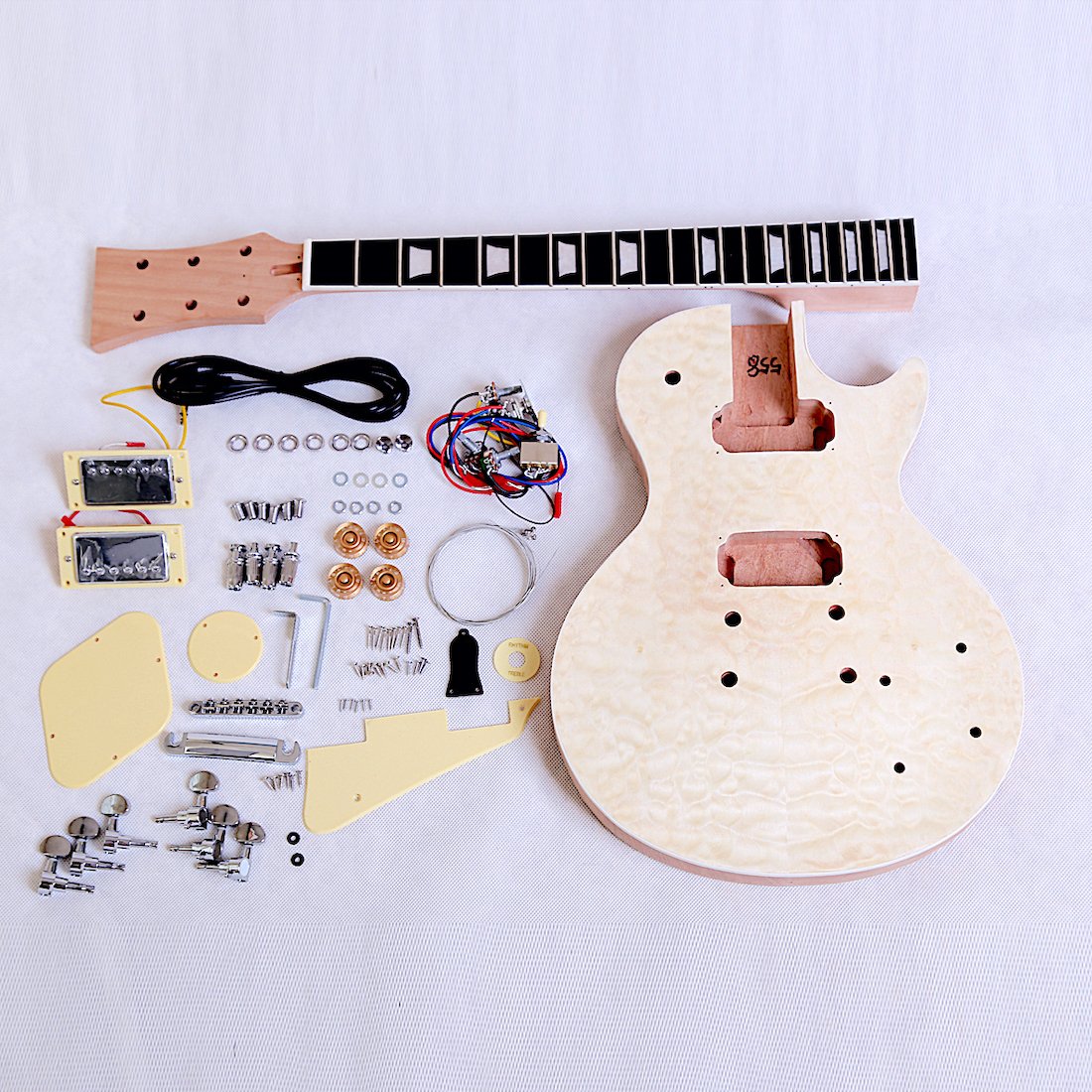 LP790 Q SET IN CR CR (3)