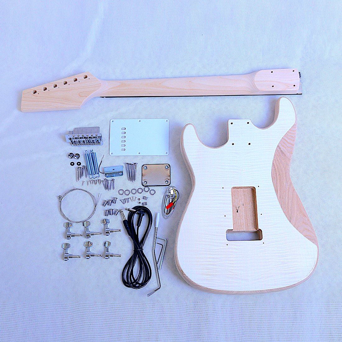 ST4FF FLAME CHROME WH BACK FULL KIT (3)